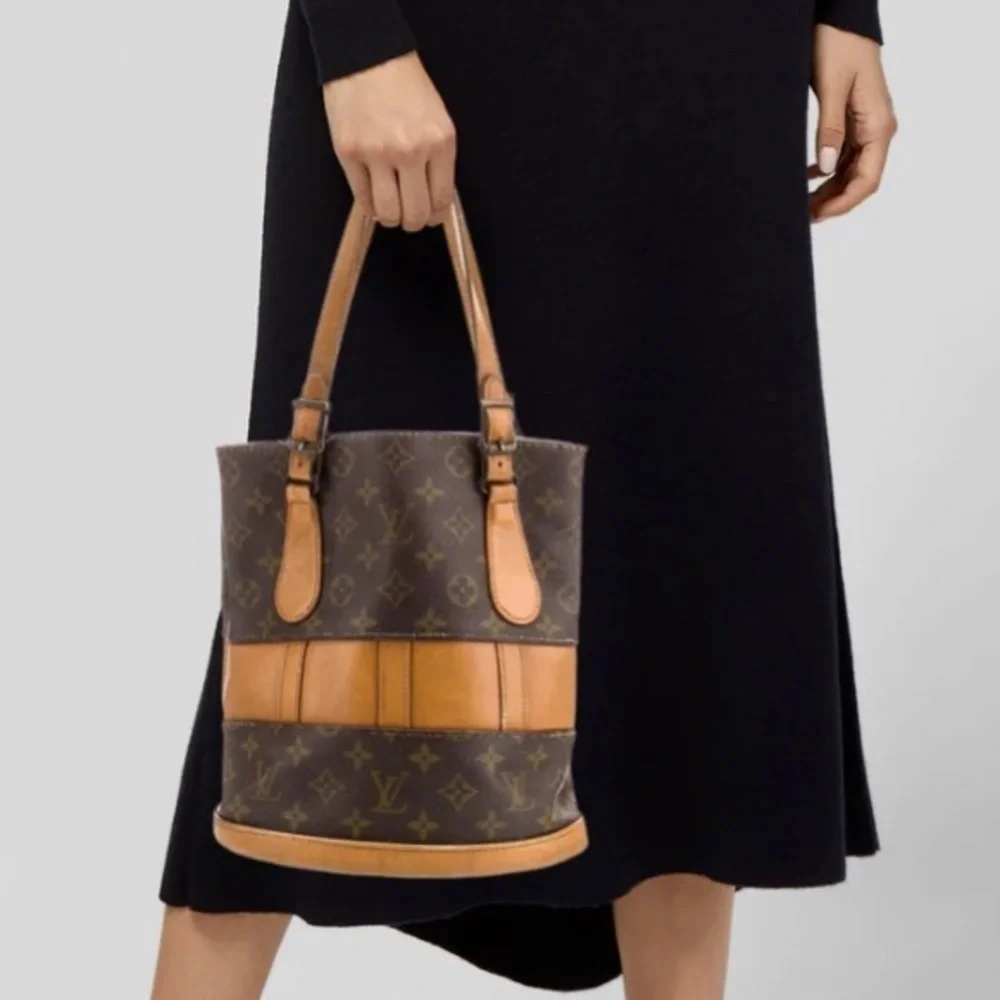 Louis Vuitton set Bucket Bag w/Coin Purse set 1970s vintage - Picture 2 of 16